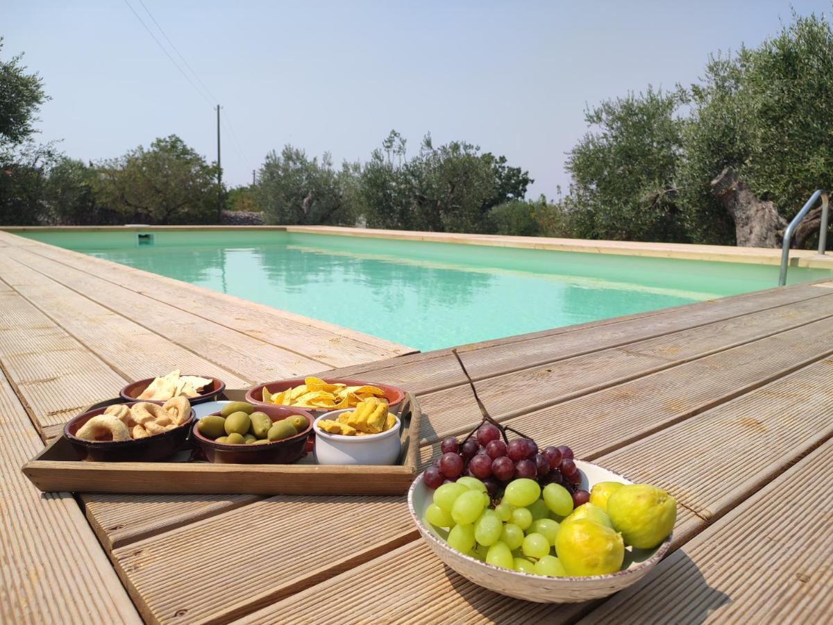 La Relais Del Trullo Bed & Breakfast Putignano Exterior photo